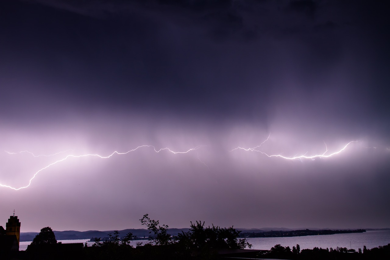 flash thunderstorm storm free photo
