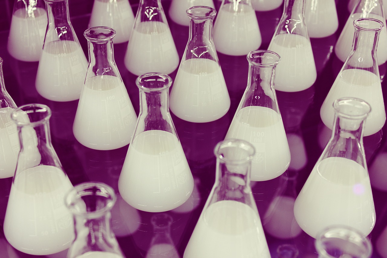 flasks erlenmeyer chemistry free photo