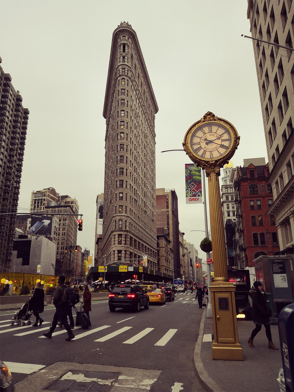 flatiron  building  manhattan free photo