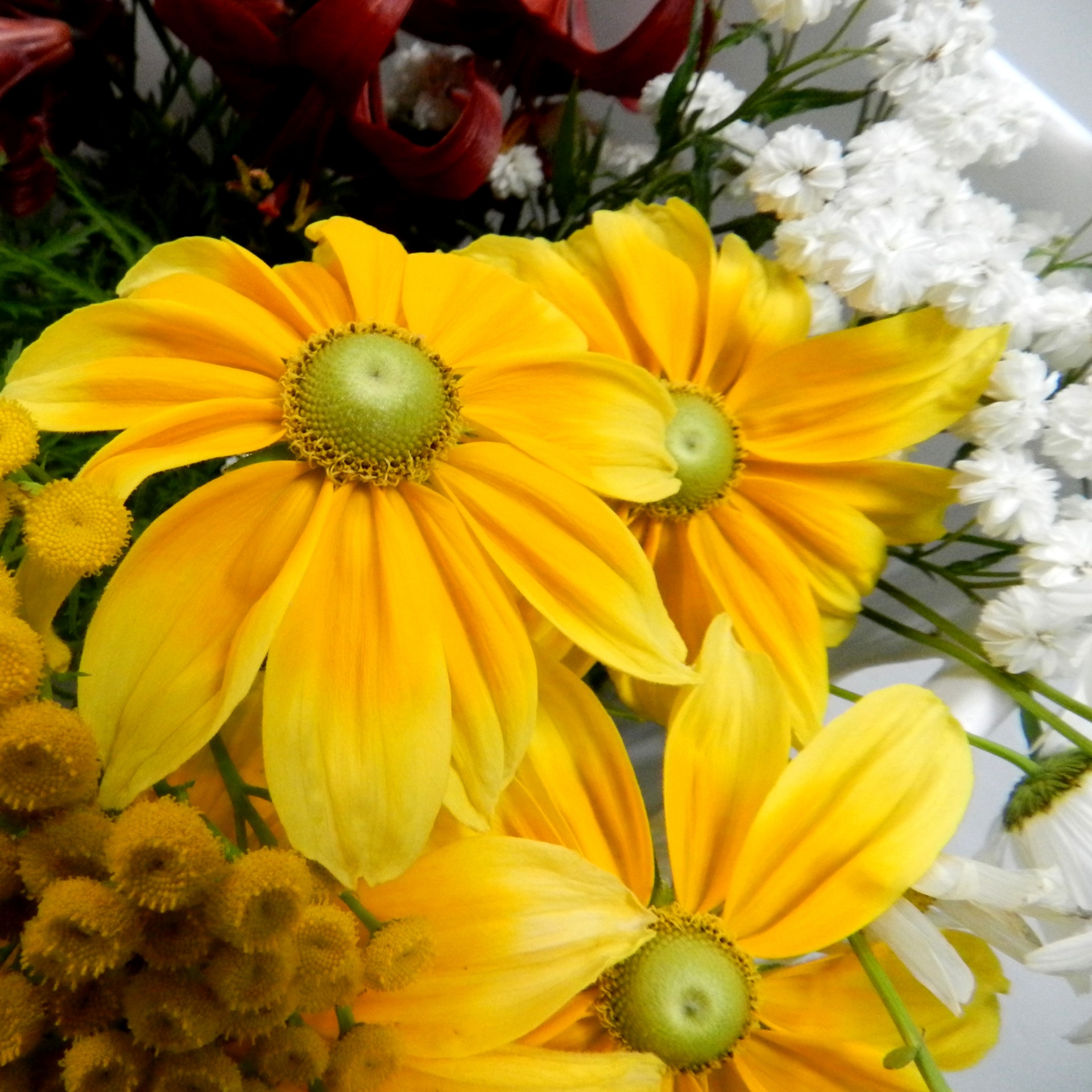 flowers bouquet yellow free photo