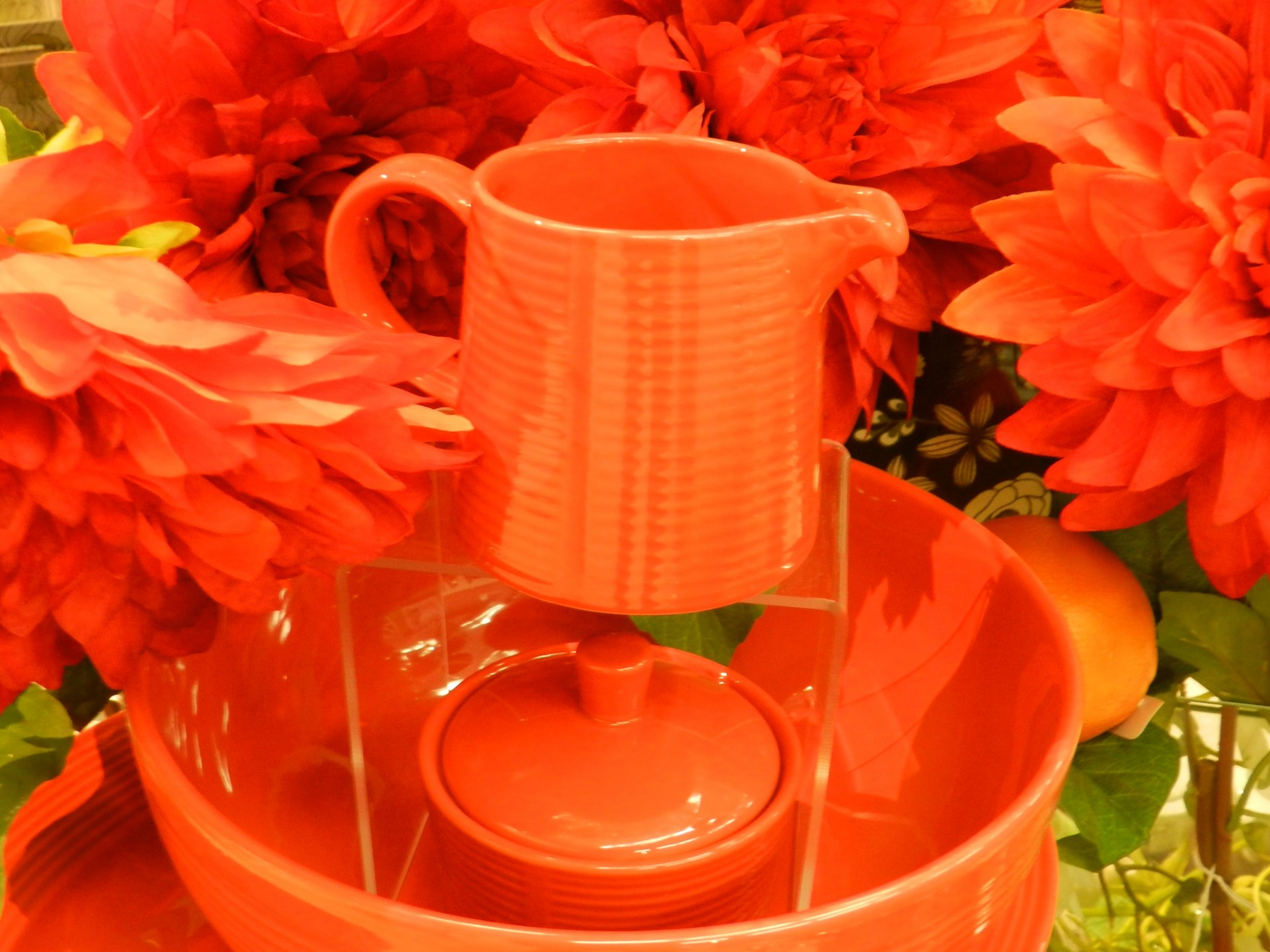 flowers dishes orange free photo