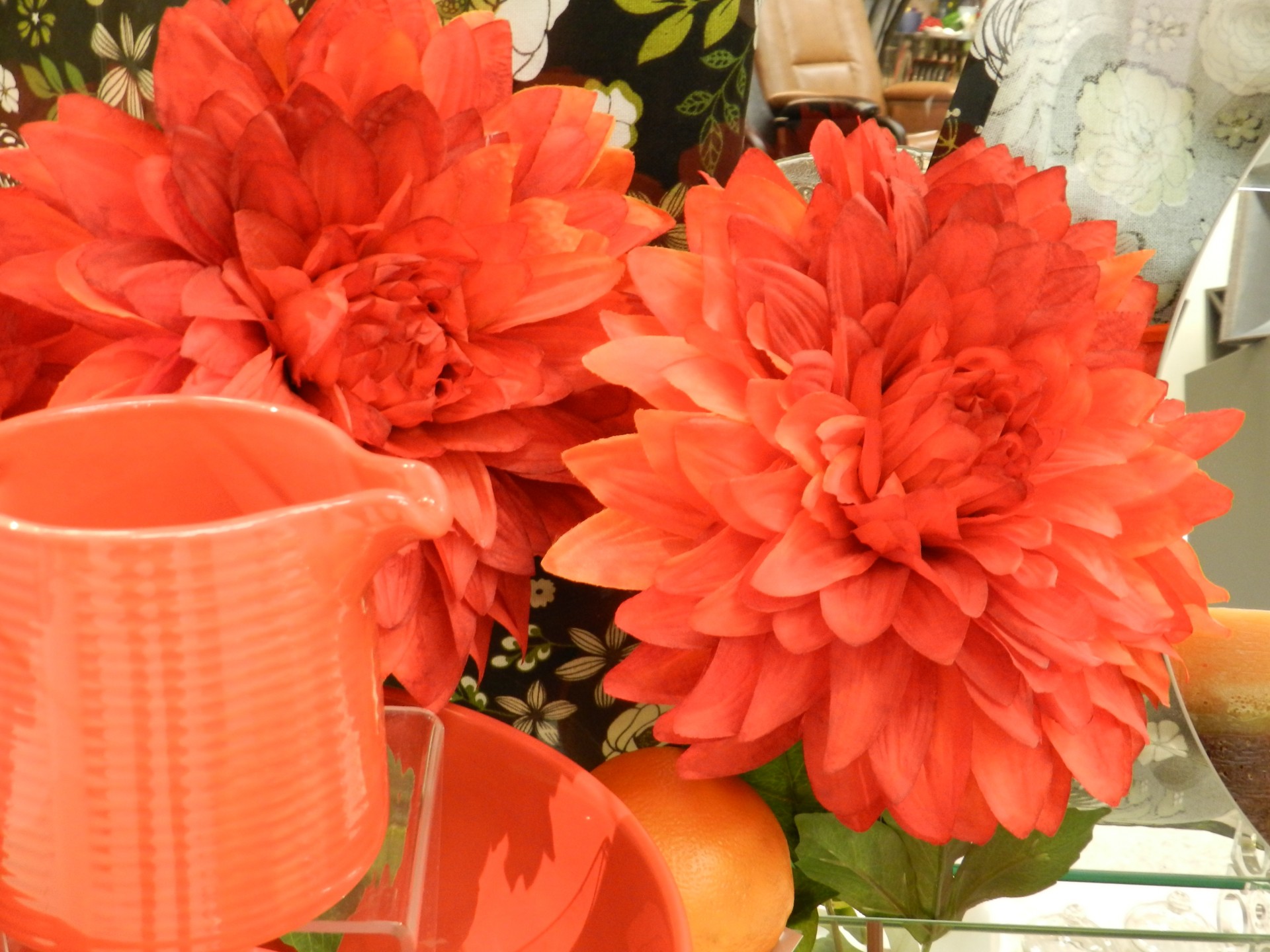 flowers dishes orange free photo