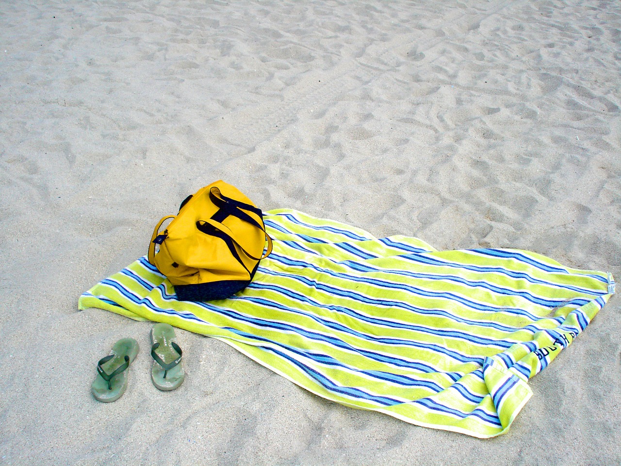 flip flops summer beach free photo