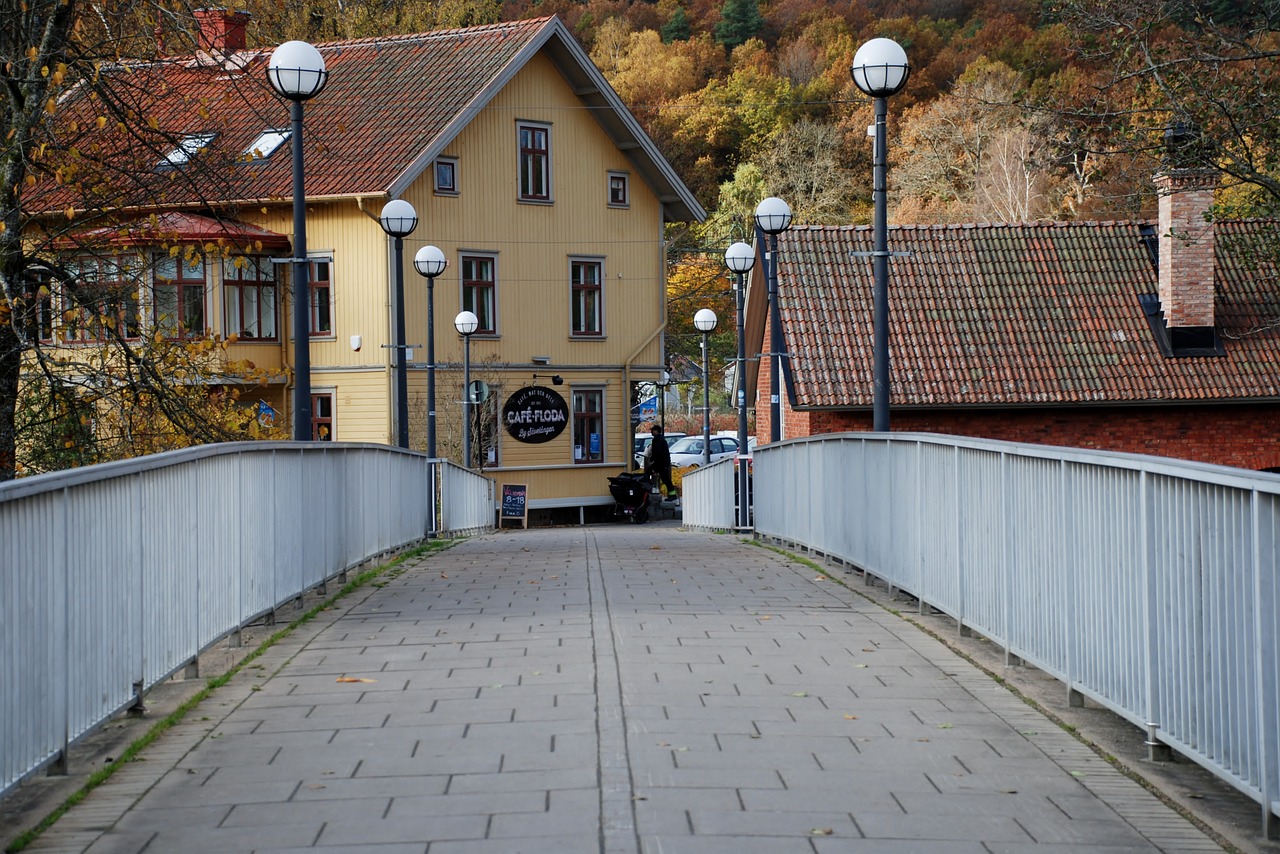 floda pedestrian bridge säveån free photo