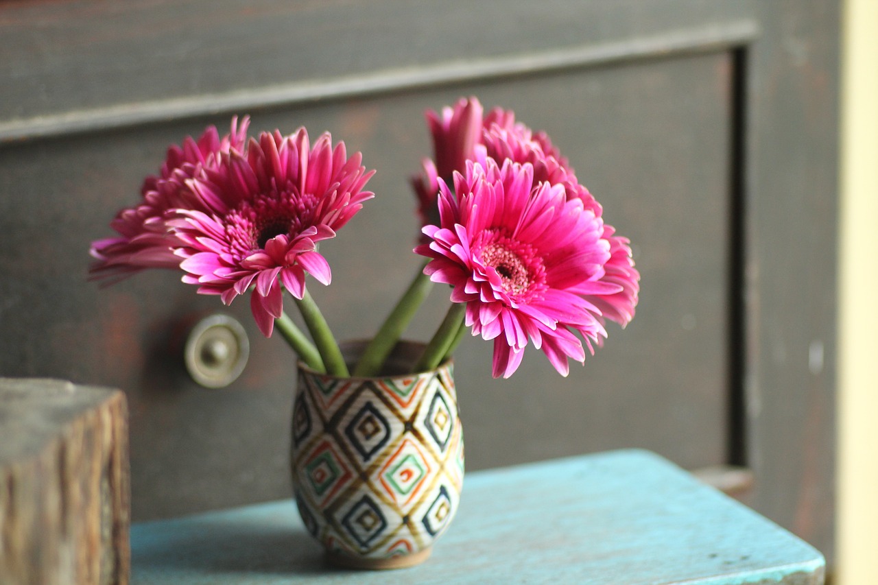 floral vase pink free photo