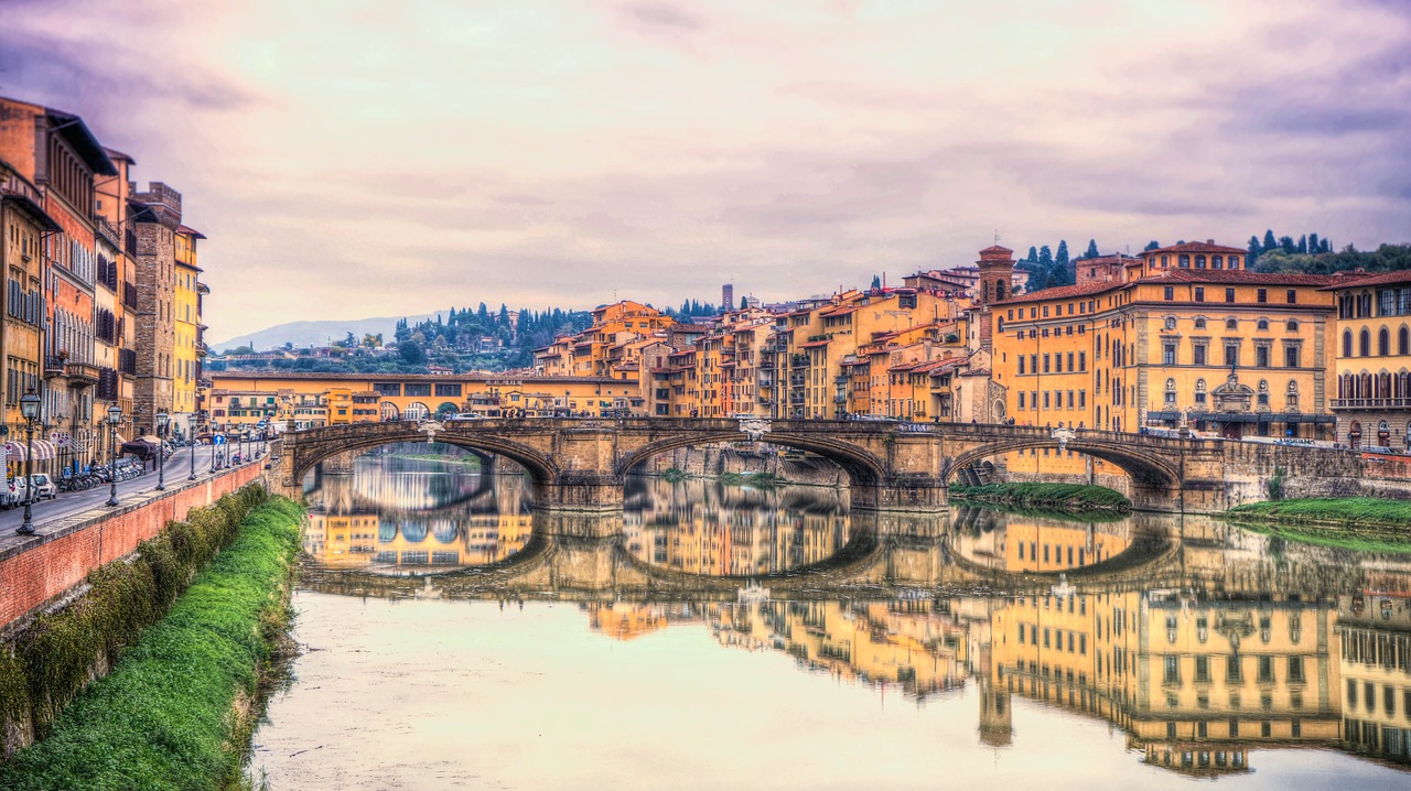 ponte vecchio florence italy free photo