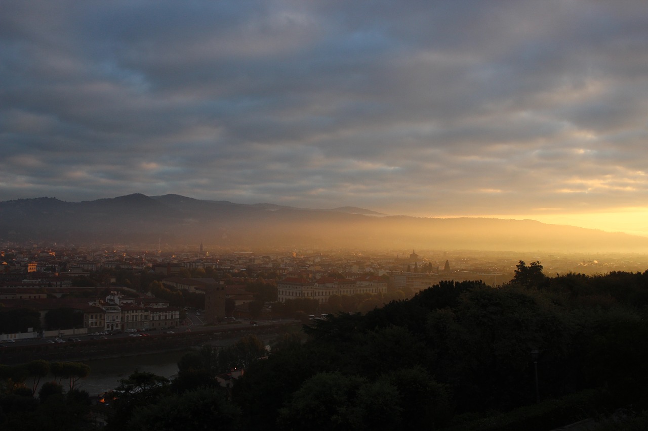 florence sunrise fog free photo