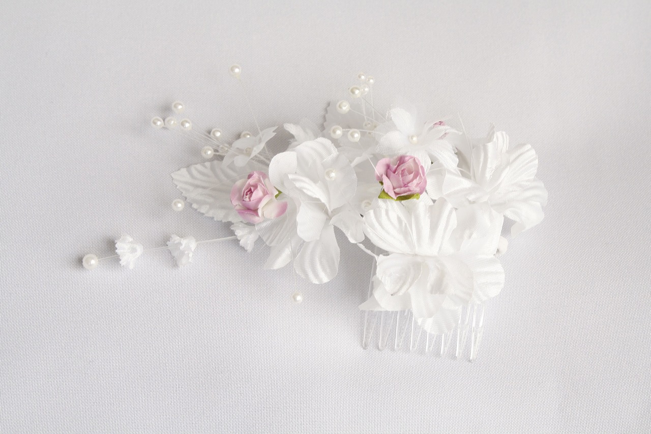 flower comb trim free photo