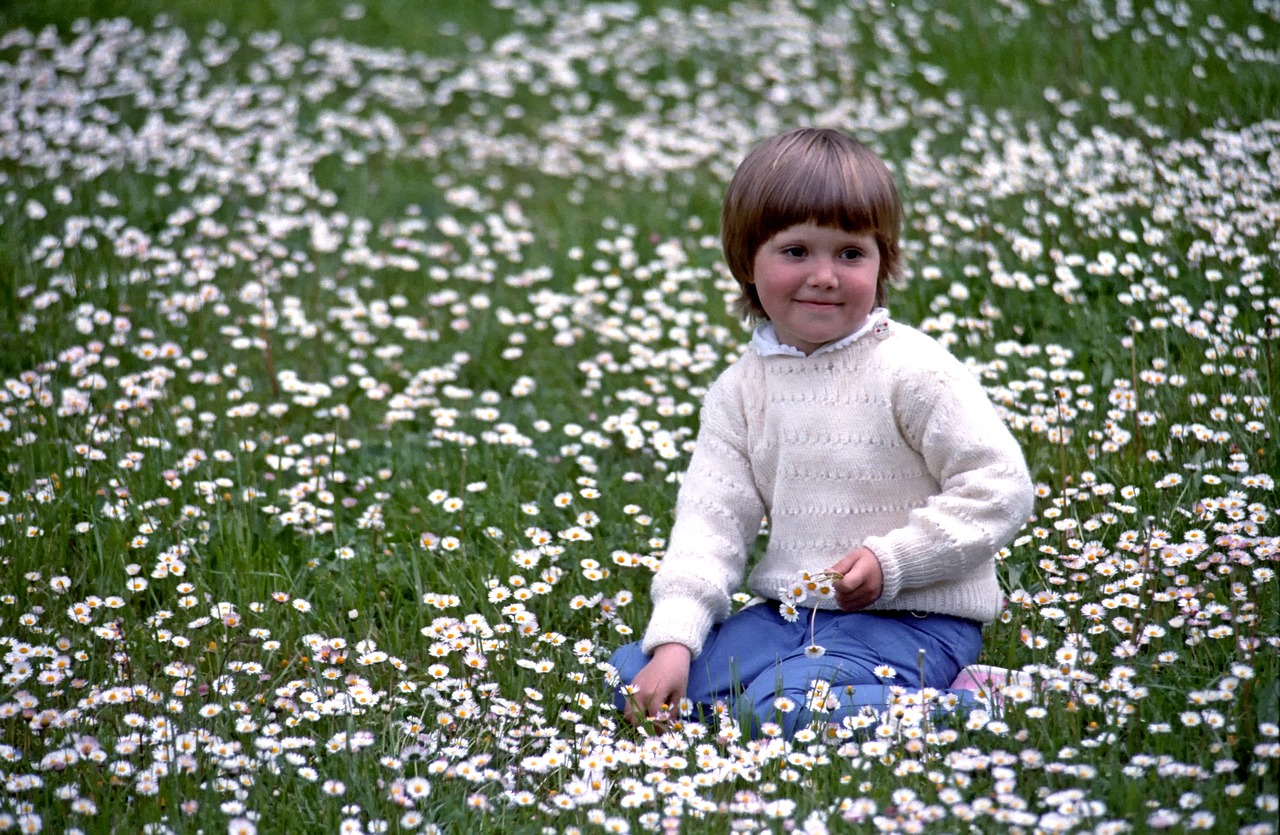 flower  portrait  girl free photo