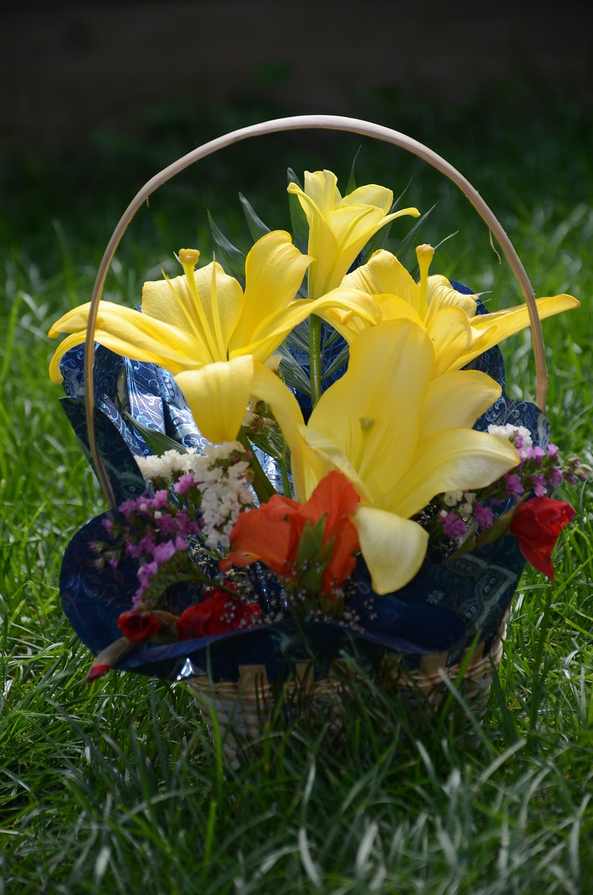 flower bouquet flowers yellow free photo