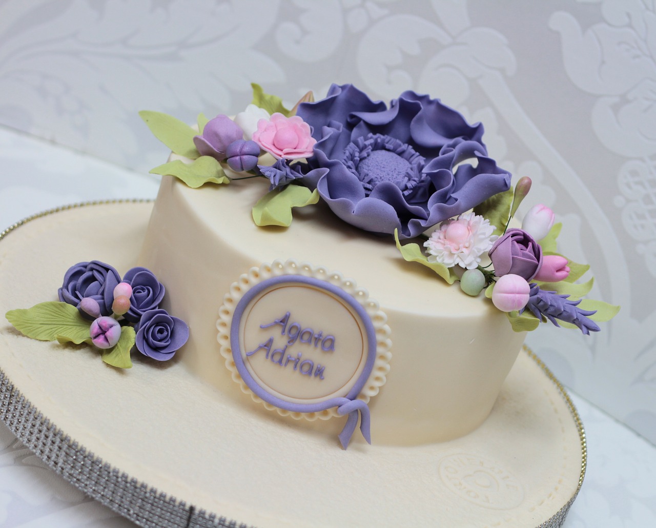 flowers cake food free photo