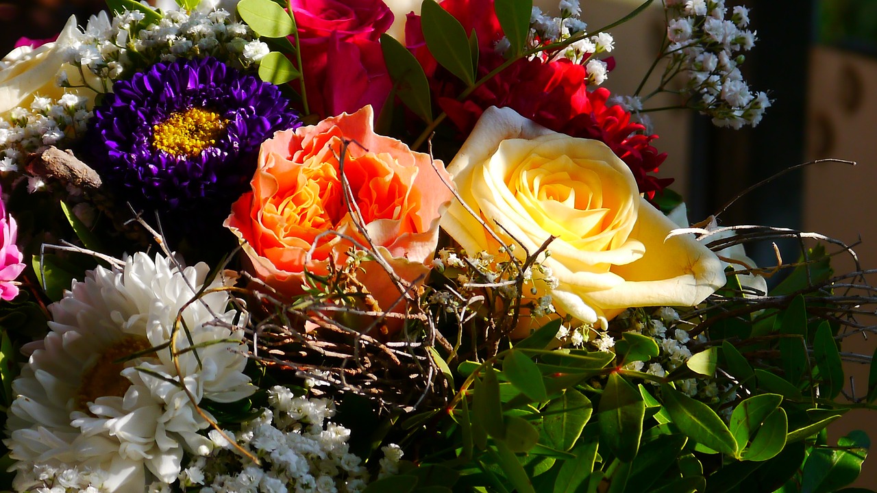 flowers bouquet close free photo