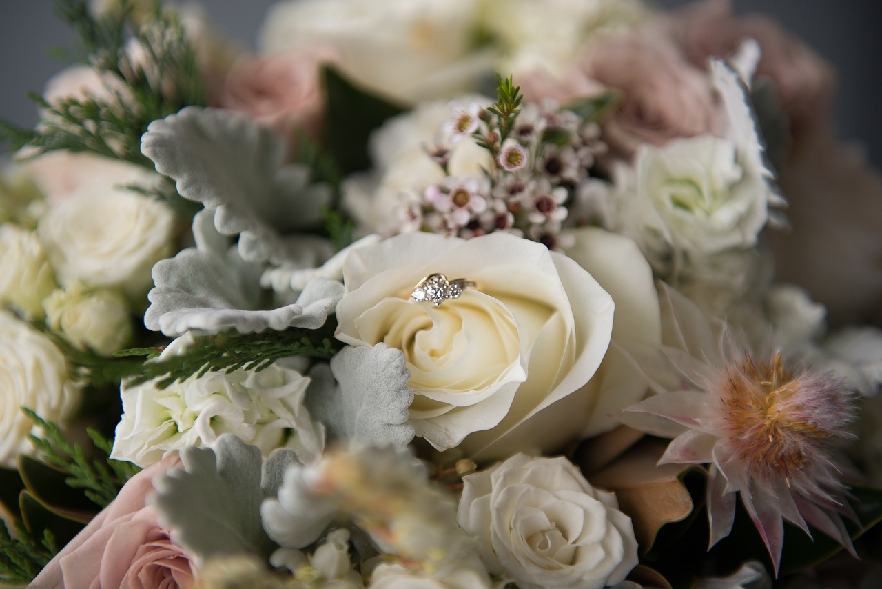 flowers ring bouquet free photo