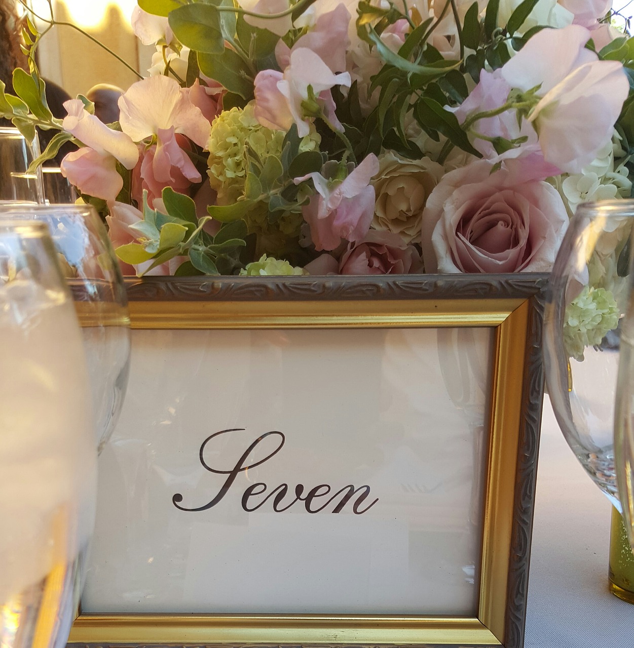 flowers centerpiece wedding free photo