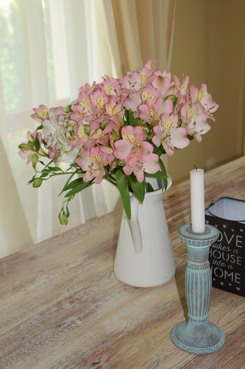 flowers candle holder pink free photo