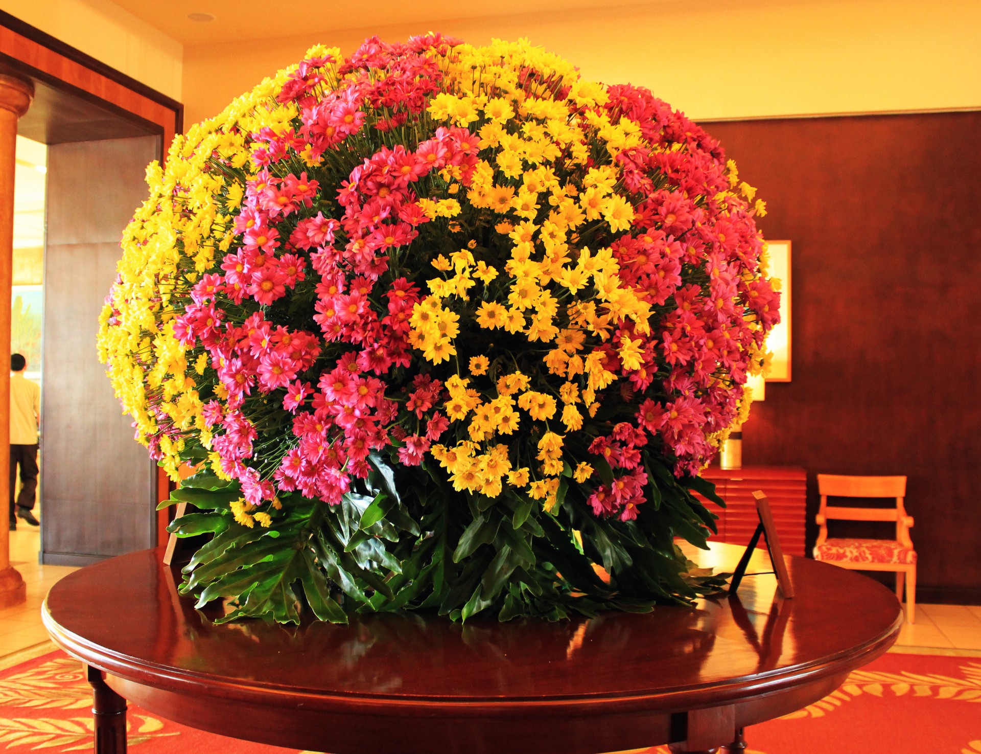 flowers table flowers colorful flowers free photo