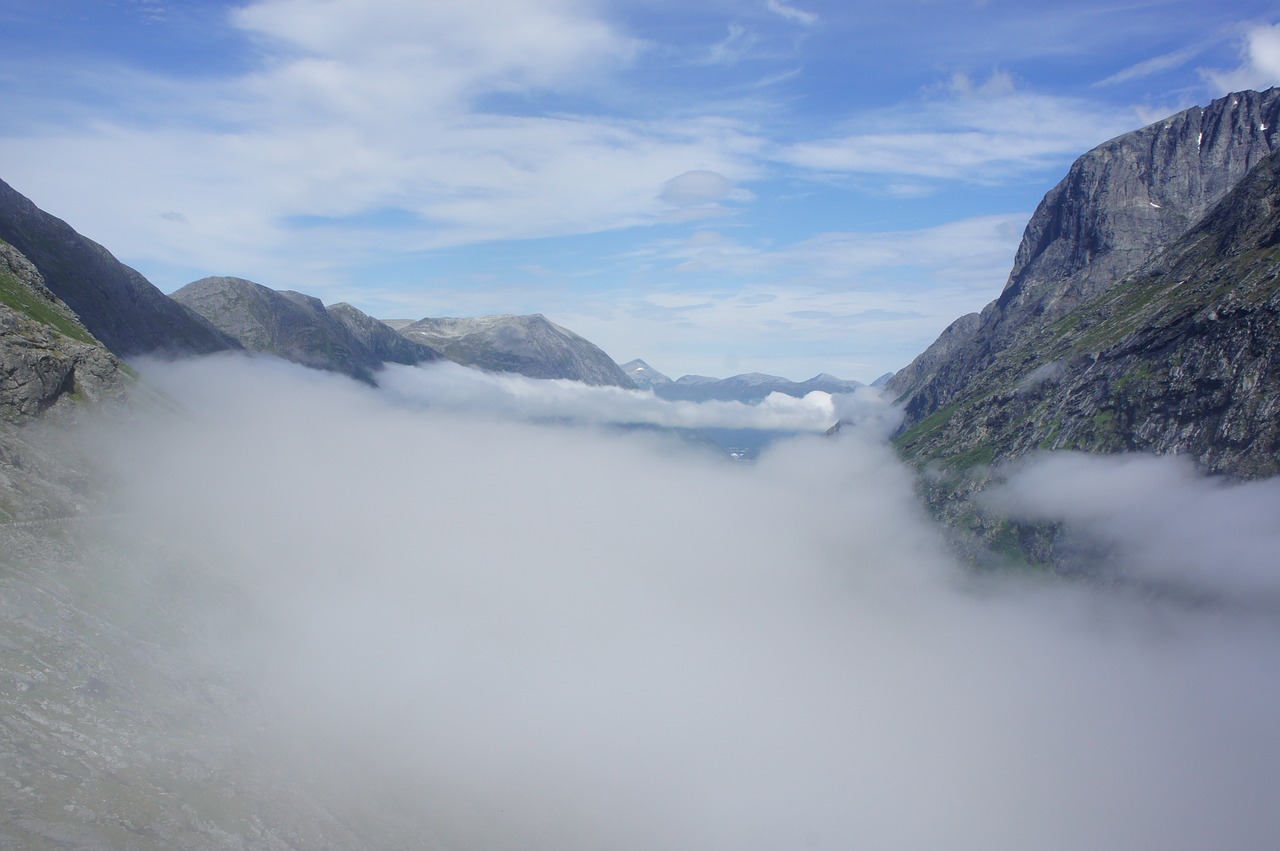 fog norway mountains free photo