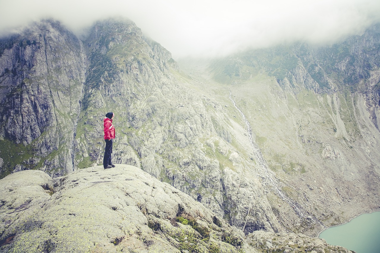 fog lake mountain free photo