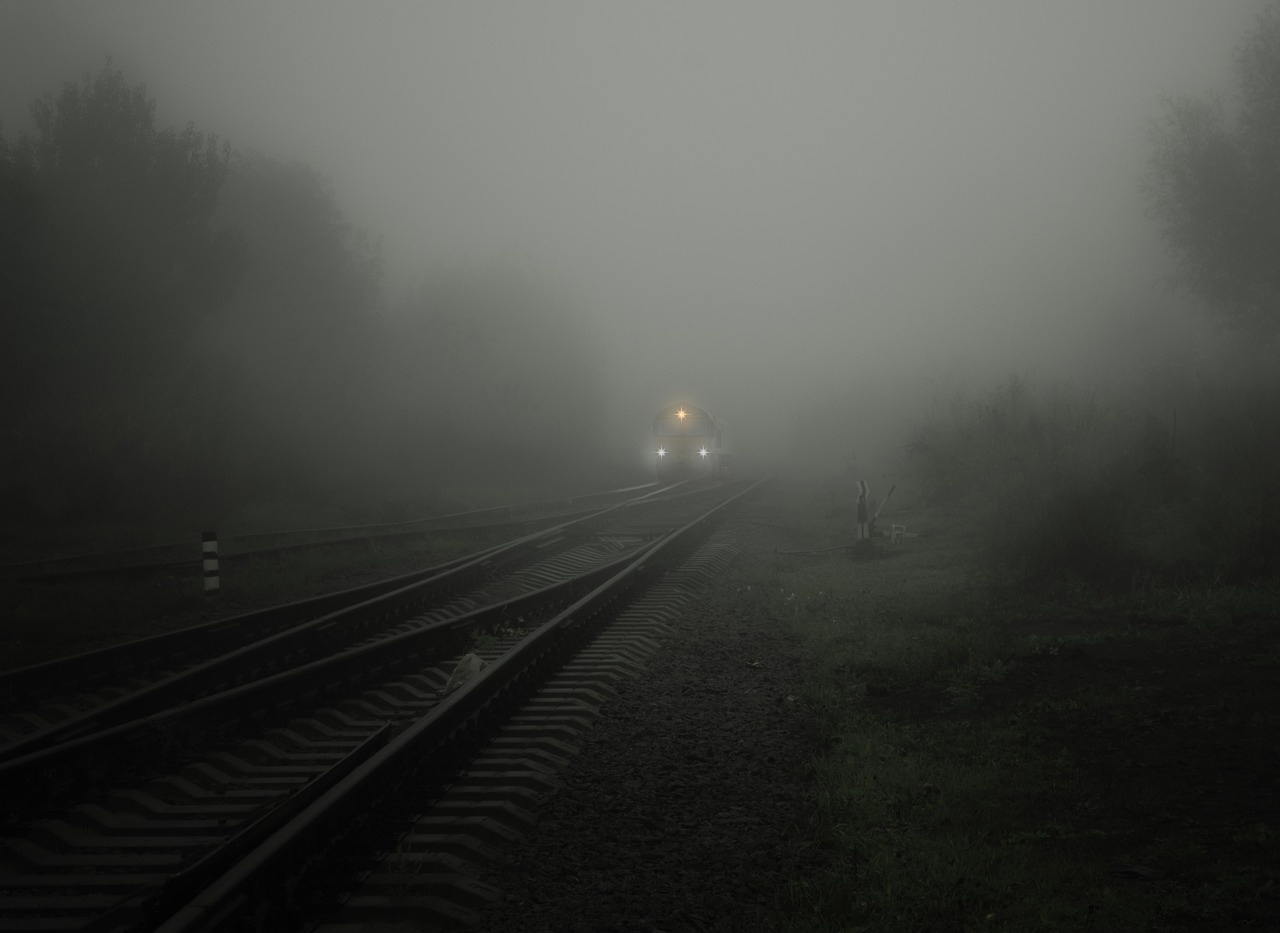 fog train lights free photo
