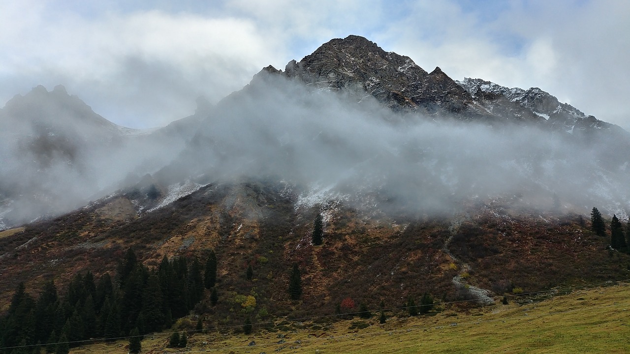 fog clouds mountains free photo