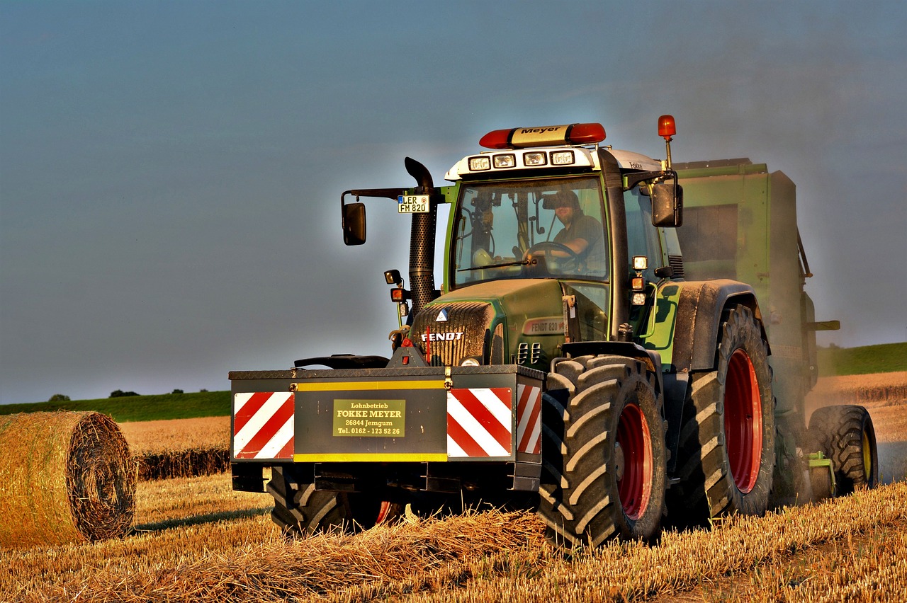 fokke meyer  wage operating  agriculture free photo