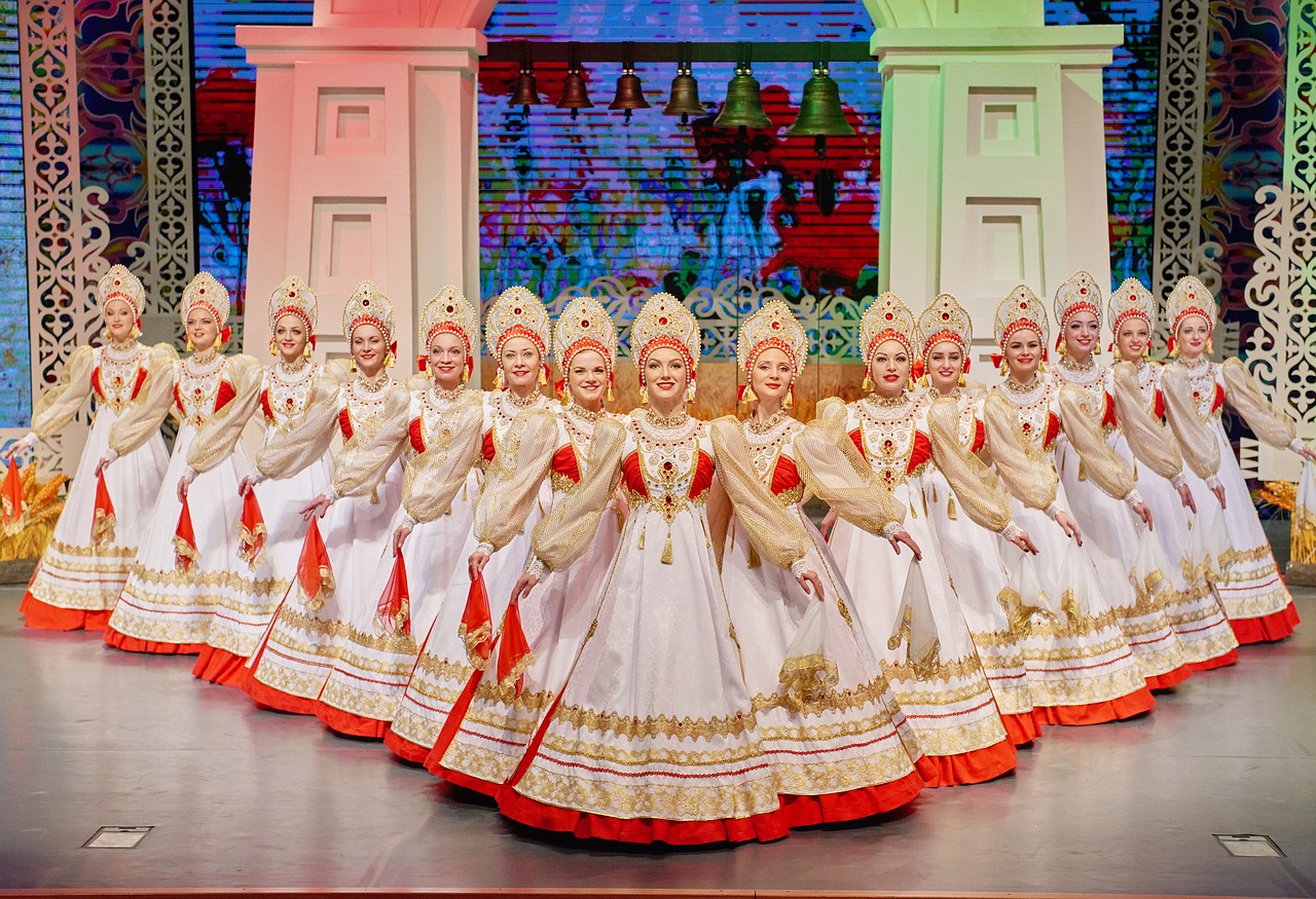 folklore  dance  russian dance free photo