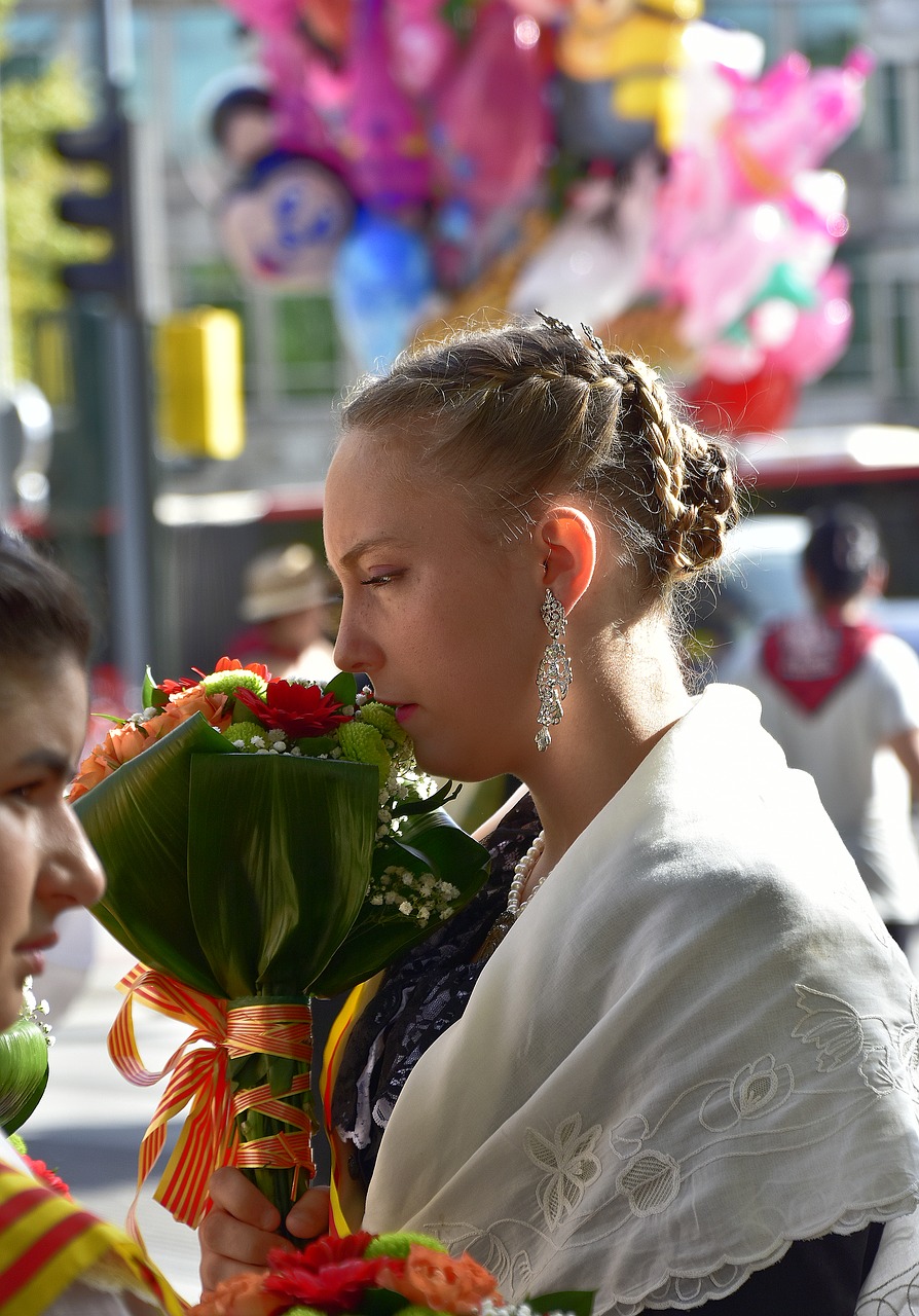 folklore  devotion  flowers free photo