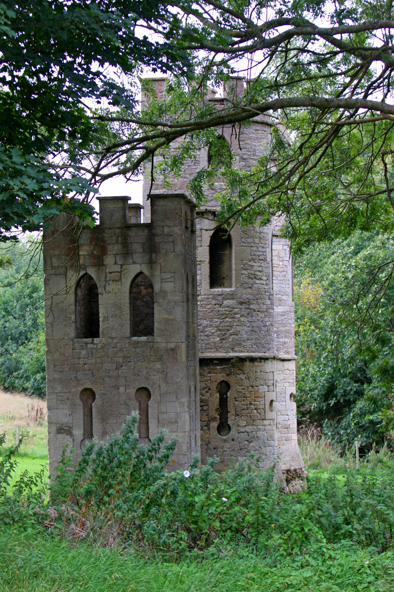 folly castle turrets free photo
