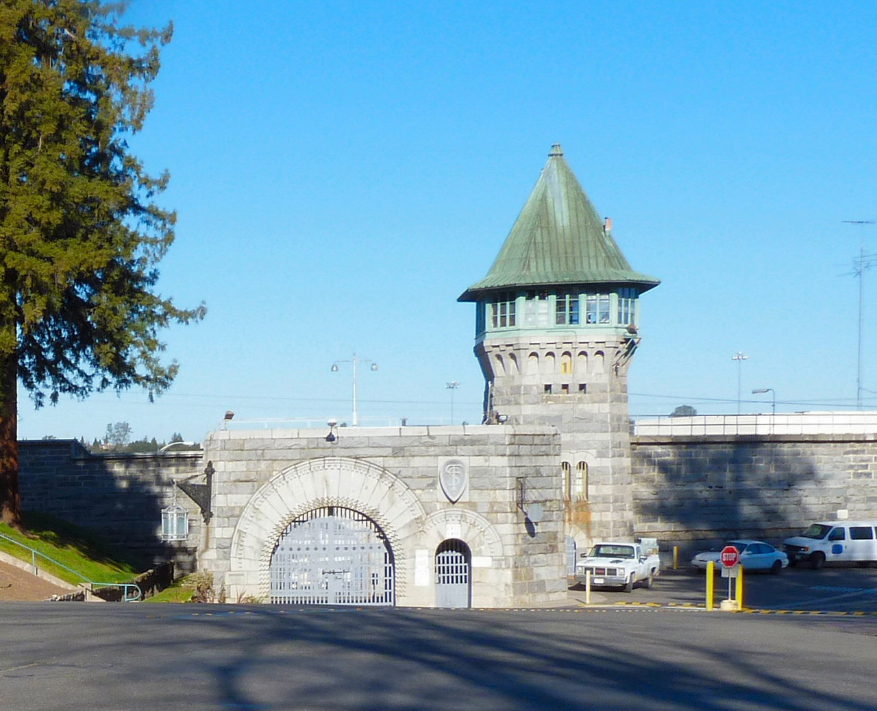 prison gate entrance free photo