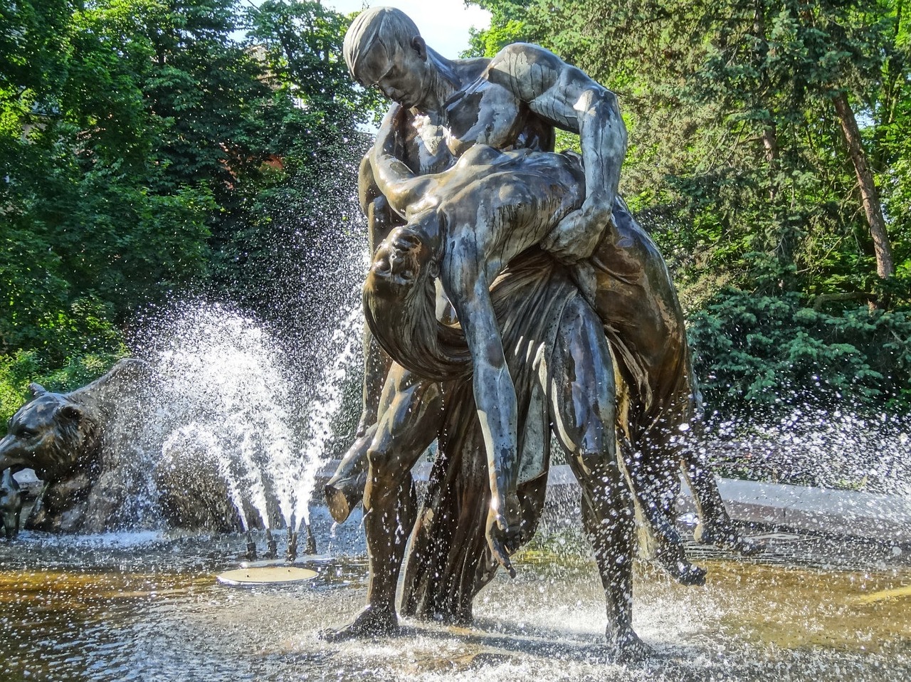 fontanna ptop bydgoszcz fountain free photo