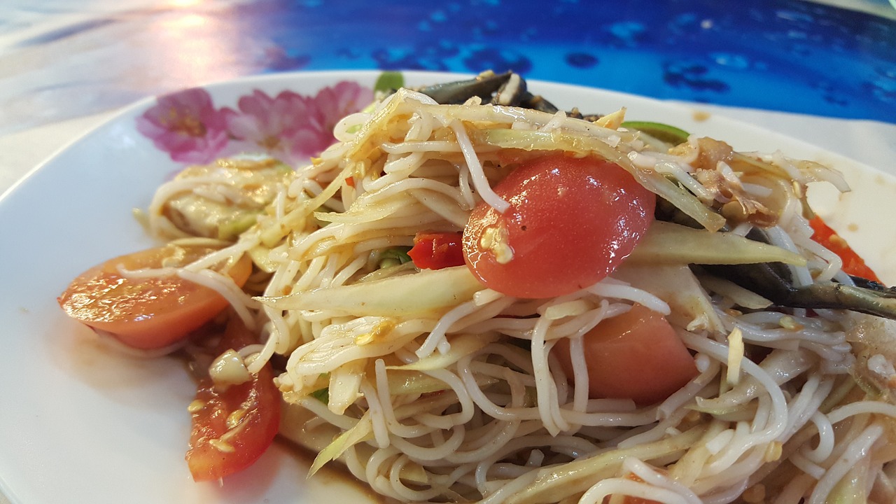 food papaya salad thaifood free photo