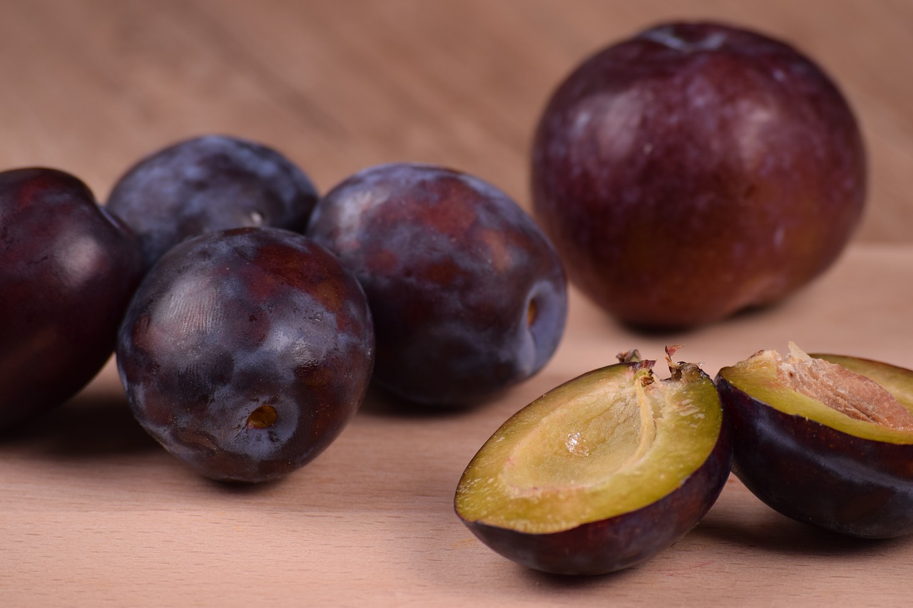 food fruit plums free photo