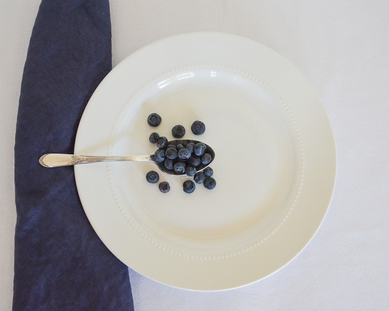 food blueberries fruit free photo