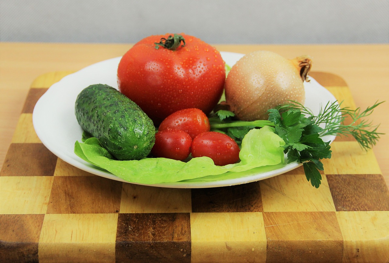 food healthy tomato free photo