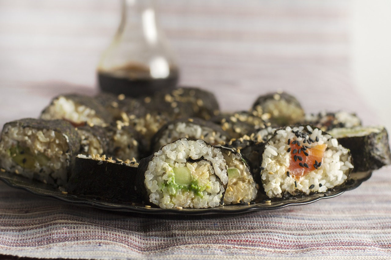 food seafood sushi free photo