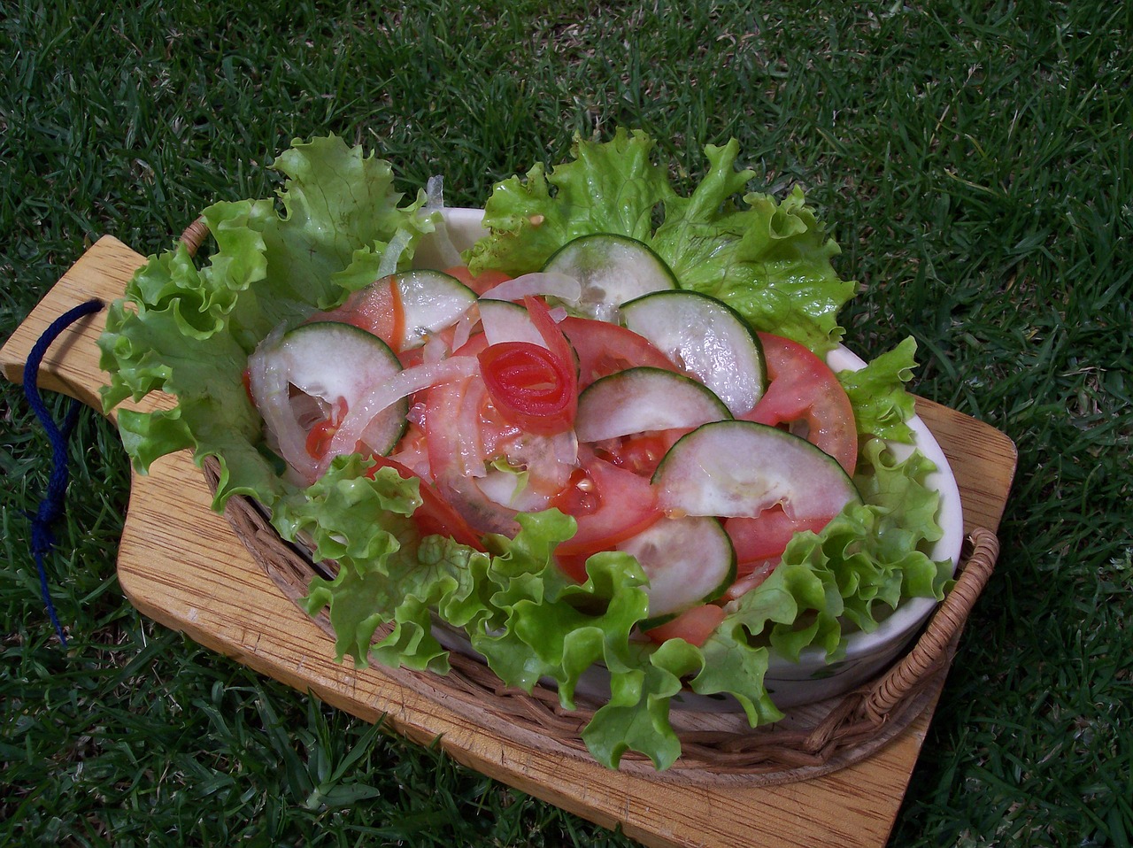 food healthy salad vegetables free photo