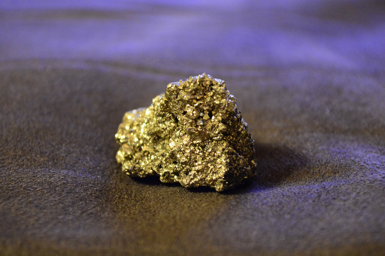 fool's gold iron pyrite mineral free photo