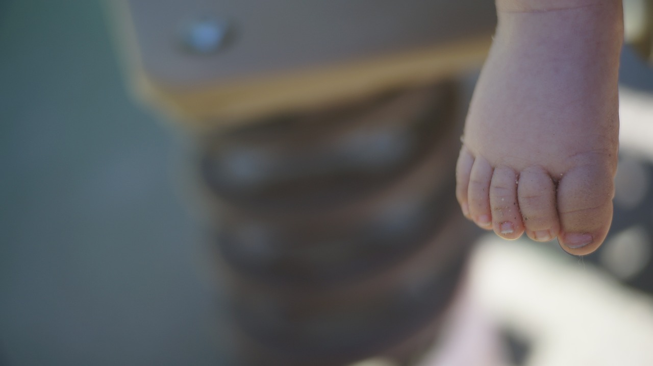 foot toes baby free photo