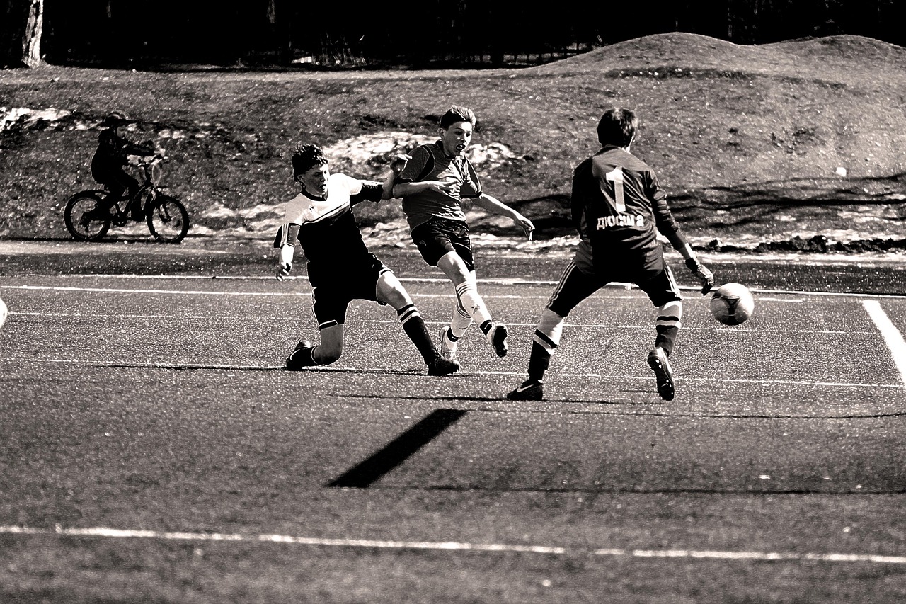 football boys game free photo