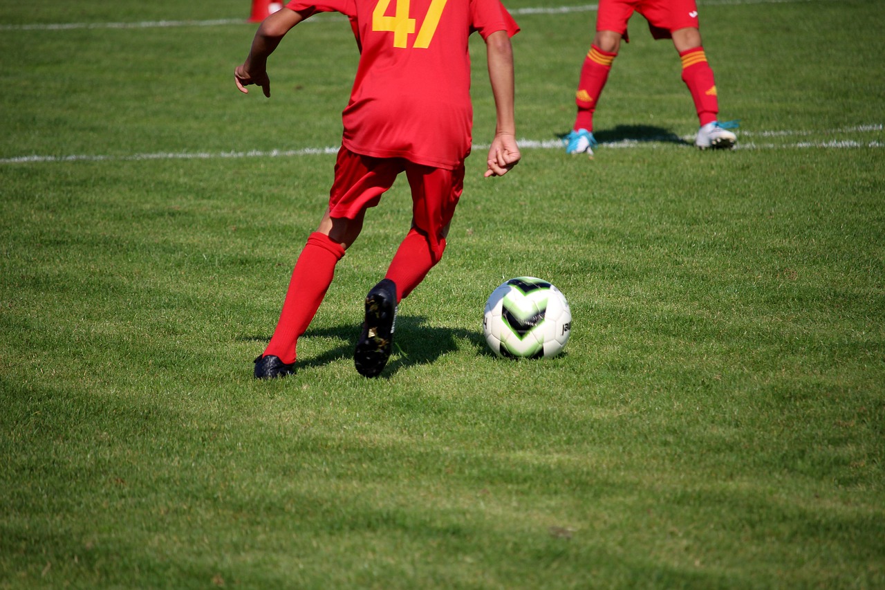 football boy player free photo