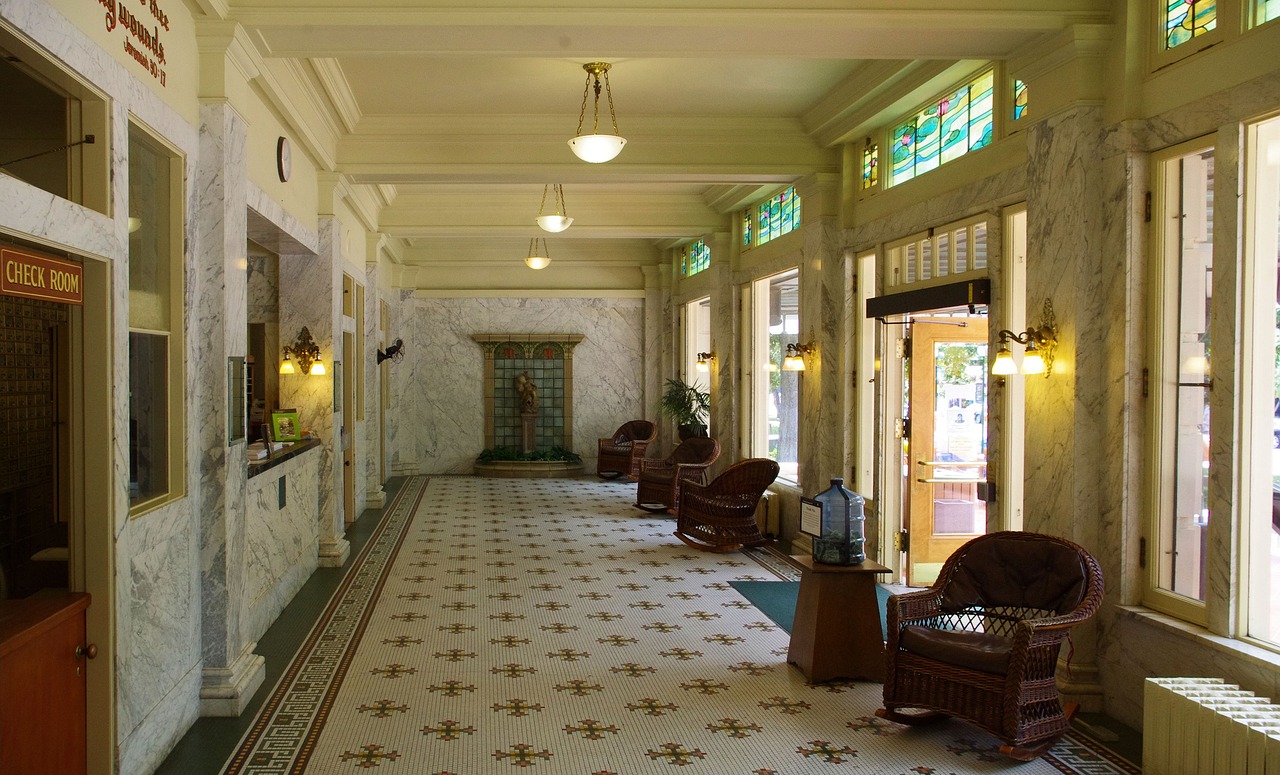 fordyce bathhouse lobby  hot  springs free photo