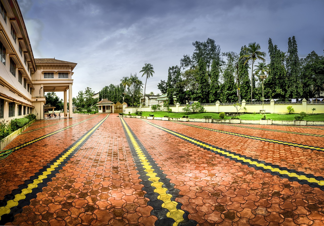 foreground institution maliankara free photo