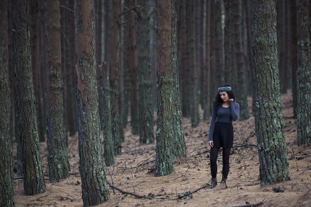 forest model outdoors free photo