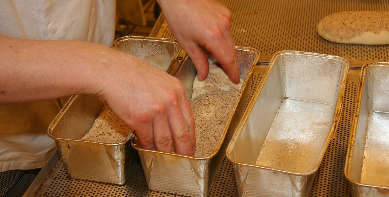 form bread baking oven free photo