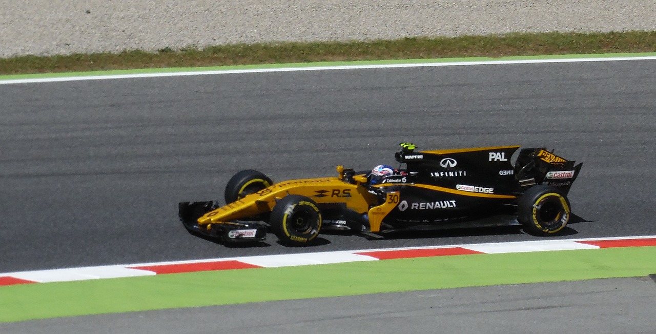 formula1 renault motmelo free photo