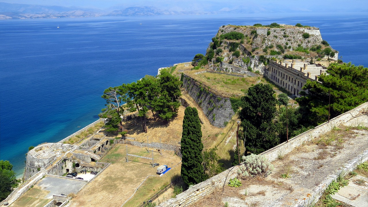 fortress paleo frodrio island free photo