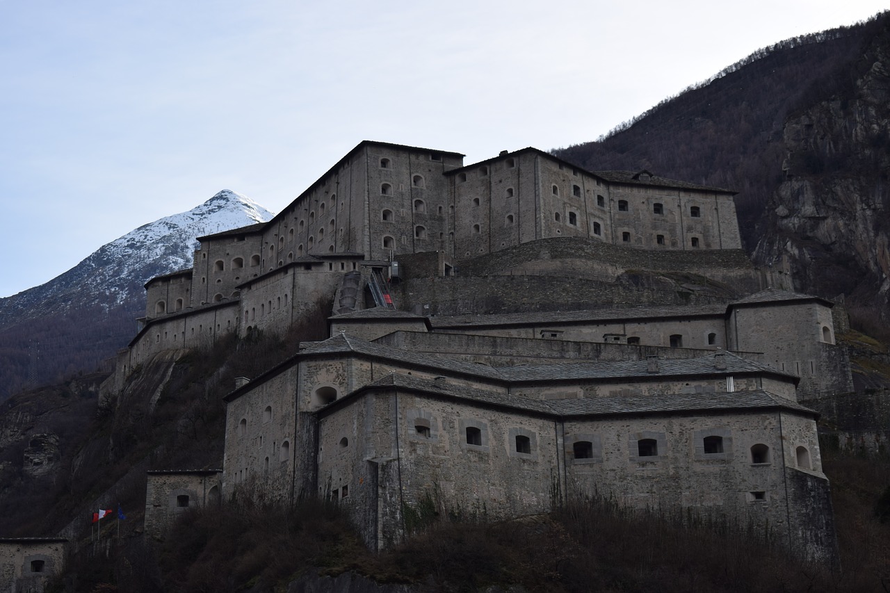 fortress  castle  alps free photo