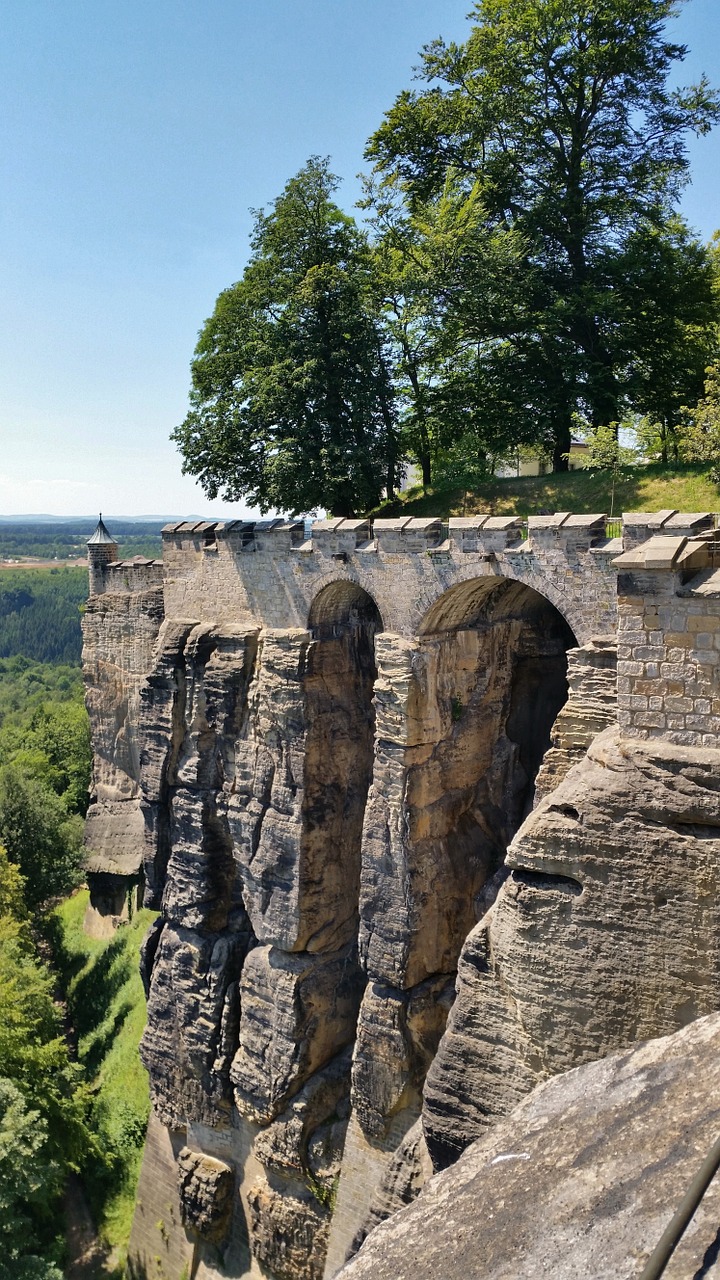 fortress doncaster castle saxon switzerland free photo