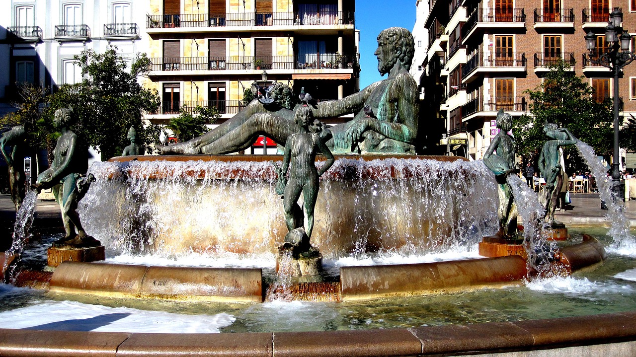 fountain turia place of the virgin free photo