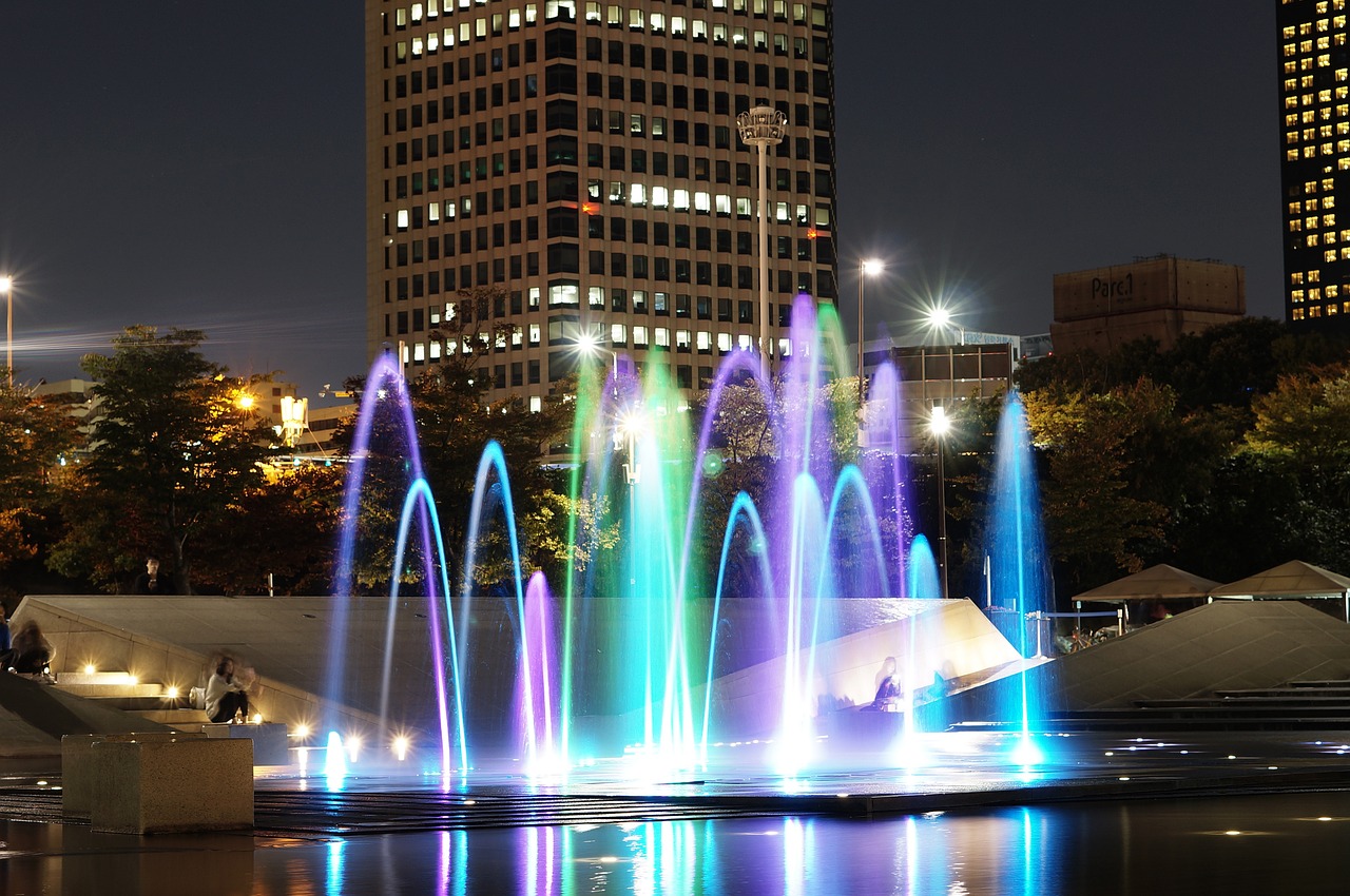 fountain reflect han river free photo